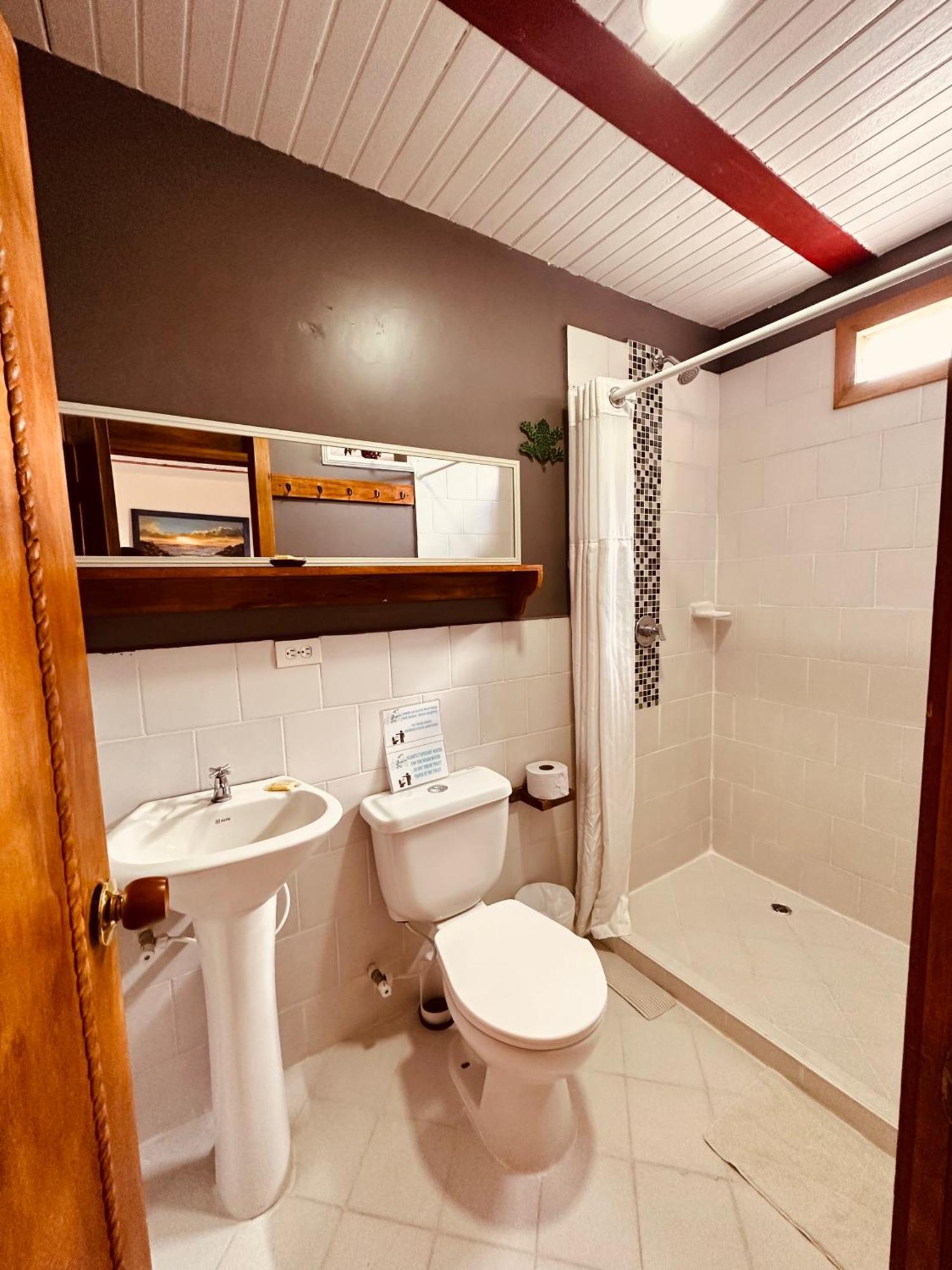 Intiluna Hostel 萨兰托 外观 照片
